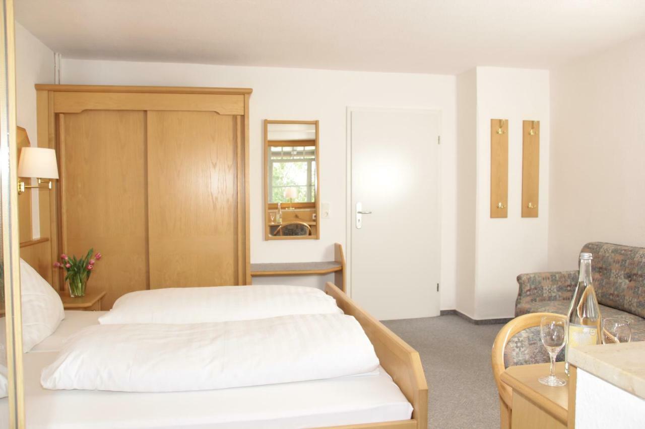 Schoenblick Hotel Garni Ferienwohnungen Линденберг-им-Алльгой Экстерьер фото