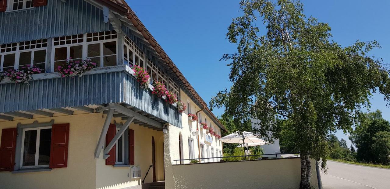 Schoenblick Hotel Garni Ferienwohnungen Линденберг-им-Алльгой Экстерьер фото
